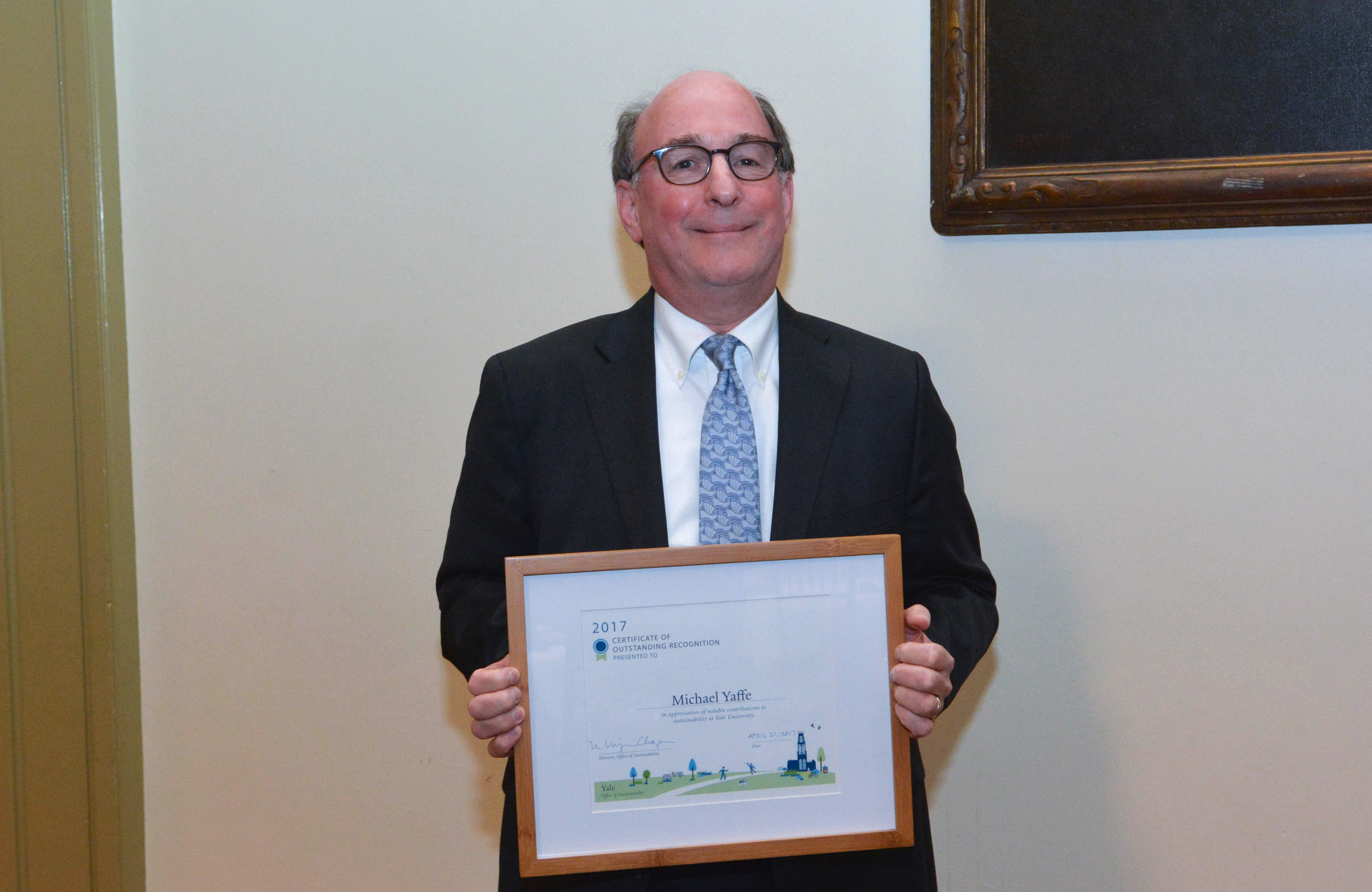 Dean Michael Yaffe receives sustainability award