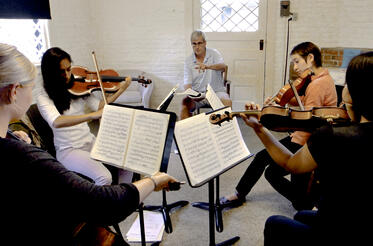 Emerson String Quartet violist Lawrence Dutton coaching at Norfolk